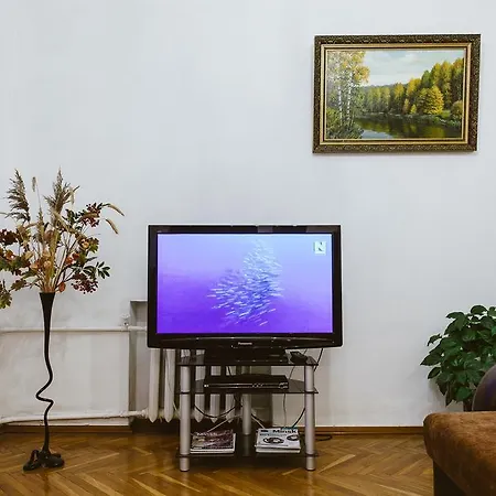 Victory Square Apartment